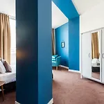 Cmg Butte Montmartre Ravignan II