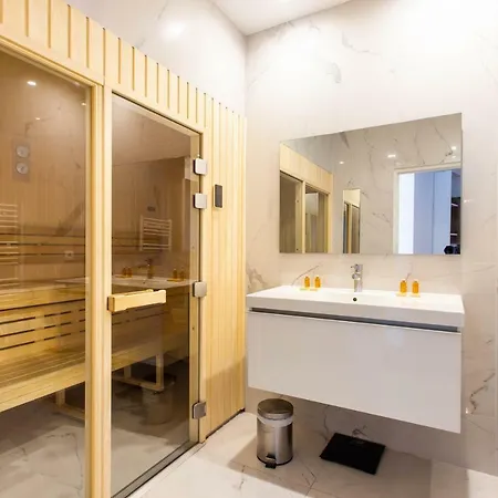 Apartment Cmg Butte Montmartre Ravignan Ii Paris